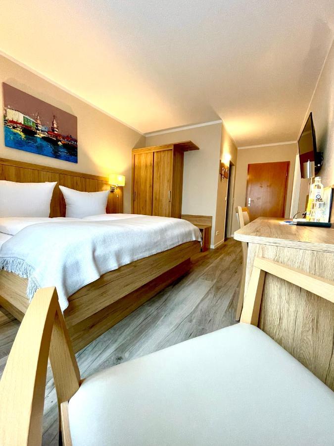 Отель Businesshotel 3*