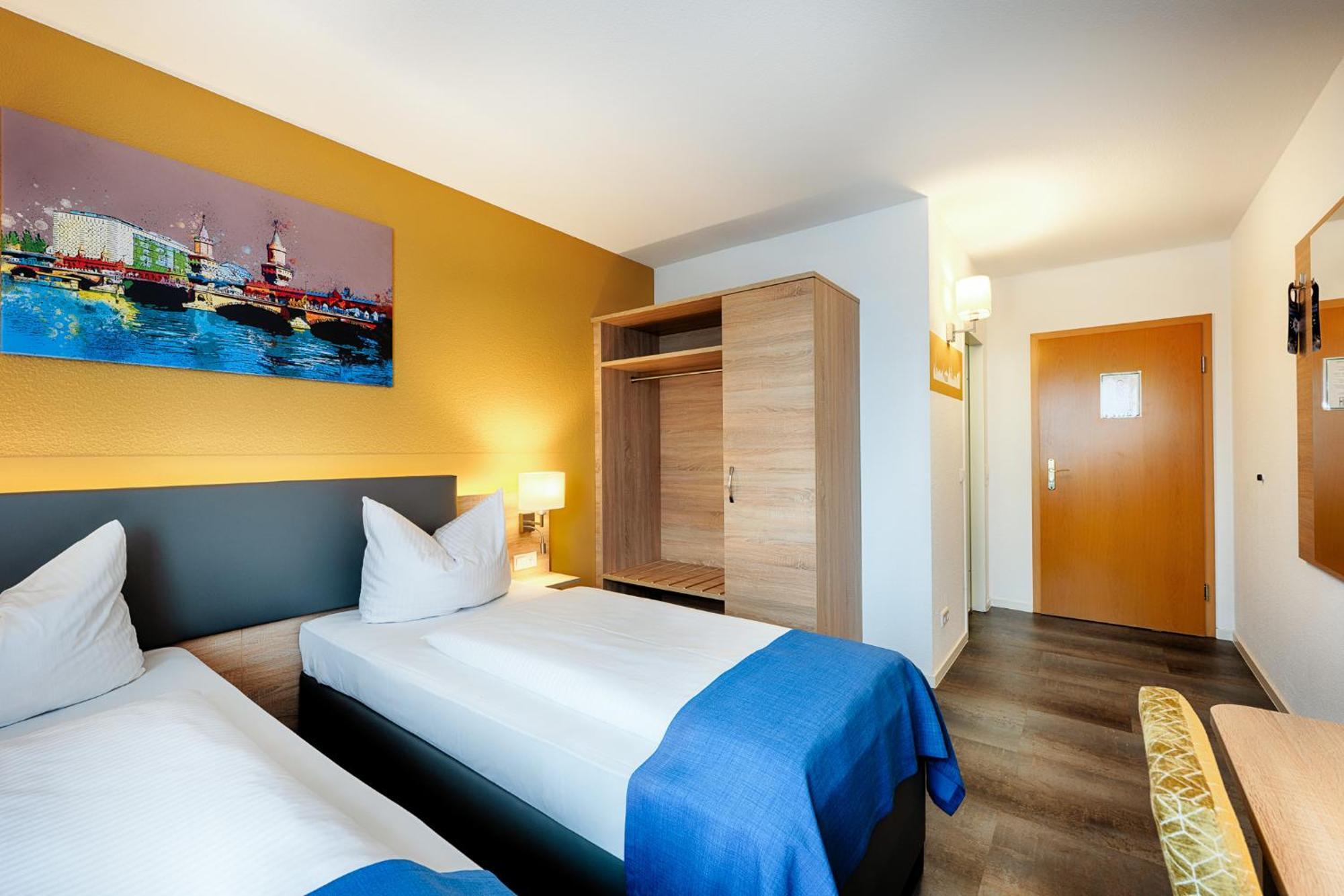 Отель Businesshotel 3*
