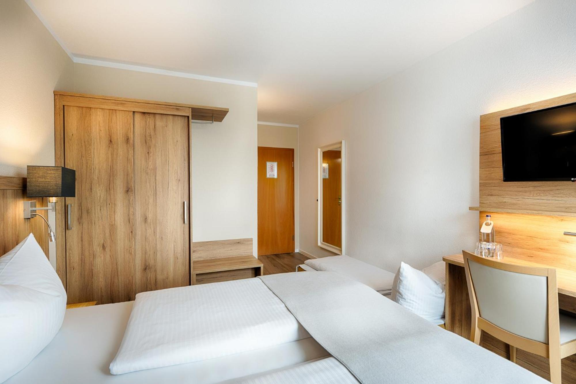 Отель Businesshotel